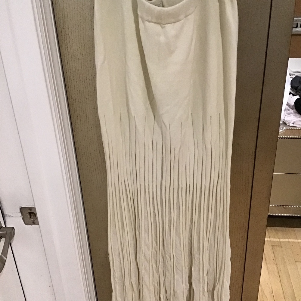 ICHI long skirt see through design. Off white New with tags